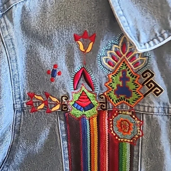 Denim embroidered jacket - Picture 2 of 4